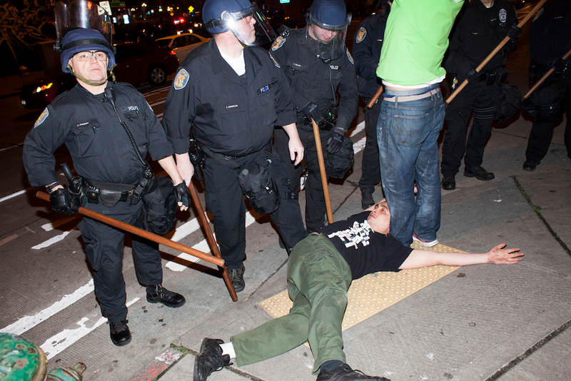 Illustration for article titled Shirtless, Drunk, And Champions: Scenes From The Seattle Celebrations